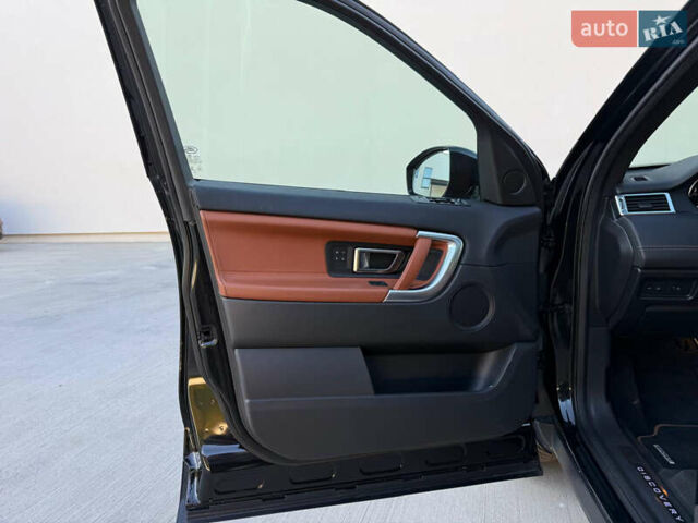Черный Ленд Ровер Discovery Sport, объемом двигателя 2 л и пробегом 128 тыс. км за 19500 $, фото 48 на Automoto.ua