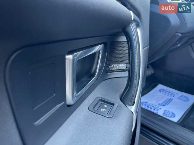 Черный Ленд Ровер Discovery Sport, объемом двигателя 2 л и пробегом 211 тыс. км за 21500 $, фото 9 на Automoto.ua