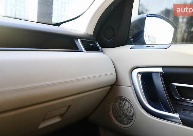 Чорний Ленд Ровер Discovery Sport, об'ємом двигуна 2 л та пробігом 133 тис. км за 18500 $, фото 27 на Automoto.ua