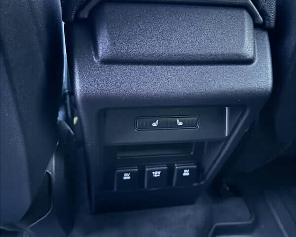 Черный Ленд Ровер Discovery Sport, объемом двигателя 2 л и пробегом 81 тыс. км за 16000 $, фото 23 на Automoto.ua