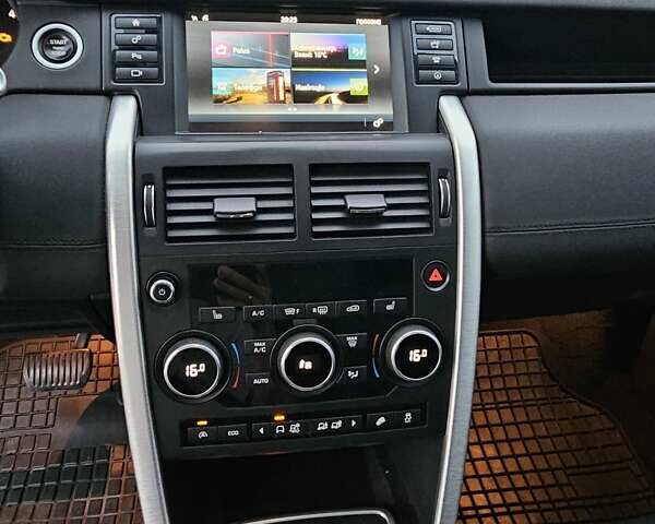 Черный Ленд Ровер Discovery Sport, объемом двигателя 2 л и пробегом 214 тыс. км за 18999 $, фото 45 на Automoto.ua