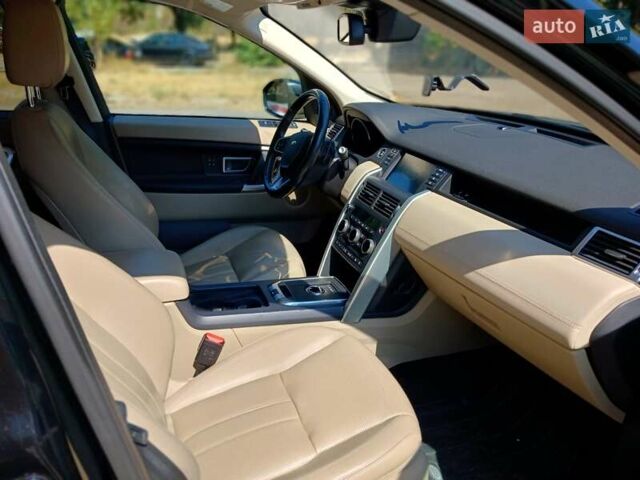 Чорний Ленд Ровер Discovery Sport, об'ємом двигуна 2 л та пробігом 108 тис. км за 16500 $, фото 13 на Automoto.ua