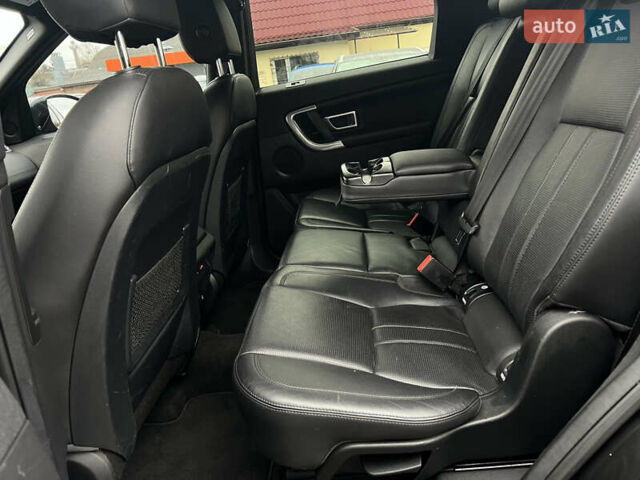 Черный Ленд Ровер Discovery Sport, объемом двигателя 2 л и пробегом 211 тыс. км за 21800 $, фото 40 на Automoto.ua