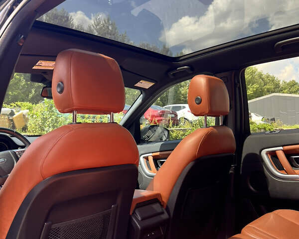 Черный Ленд Ровер Discovery Sport, объемом двигателя 2 л и пробегом 145 тыс. км за 22000 $, фото 3 на Automoto.ua