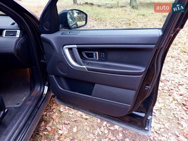 Черный Ленд Ровер Discovery Sport, объемом двигателя 2 л и пробегом 140 тыс. км за 15800 $, фото 46 на Automoto.ua