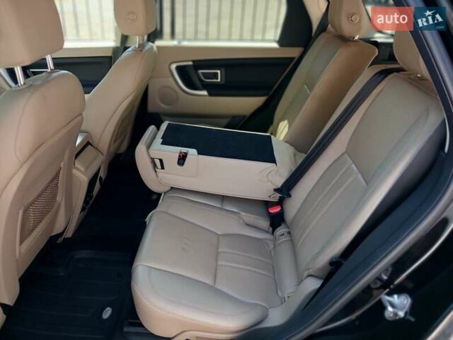 Чорний Ленд Ровер Discovery Sport, об'ємом двигуна 2 л та пробігом 108 тис. км за 16500 $, фото 14 на Automoto.ua