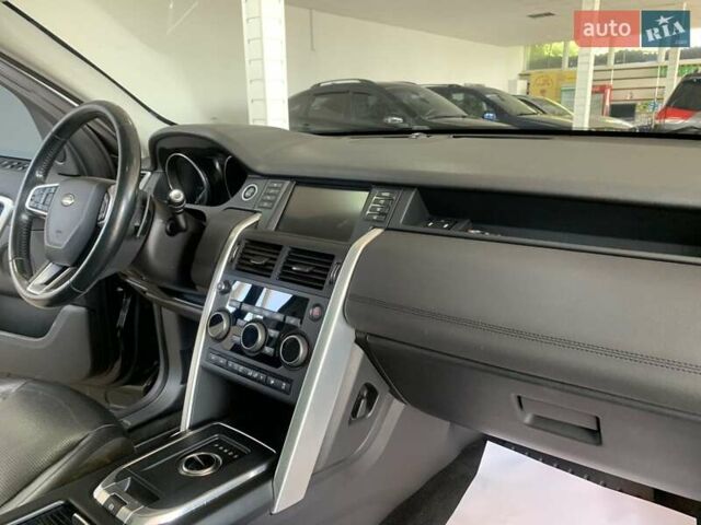 Чорний Ленд Ровер Discovery Sport, об'ємом двигуна 2 л та пробігом 131 тис. км за 22500 $, фото 39 на Automoto.ua