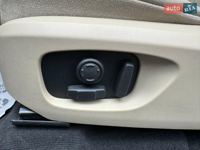 Черный Ленд Ровер Discovery Sport, объемом двигателя 2 л и пробегом 149 тыс. км за 11900 $, фото 19 на Automoto.ua