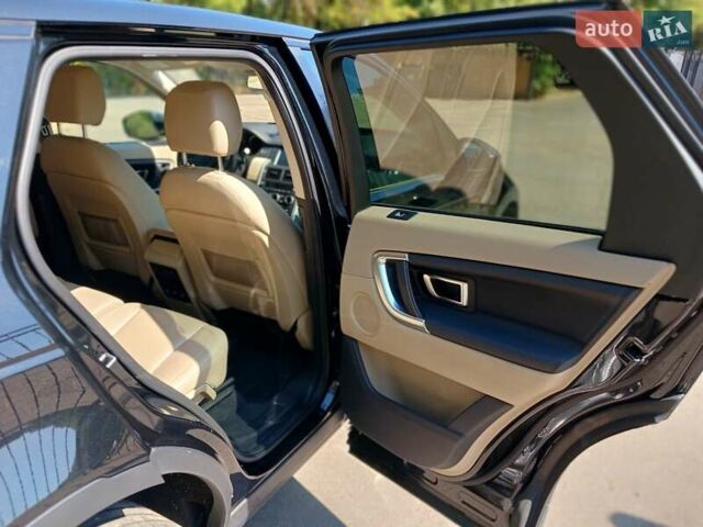 Чорний Ленд Ровер Discovery Sport, об'ємом двигуна 2 л та пробігом 108 тис. км за 16500 $, фото 6 на Automoto.ua
