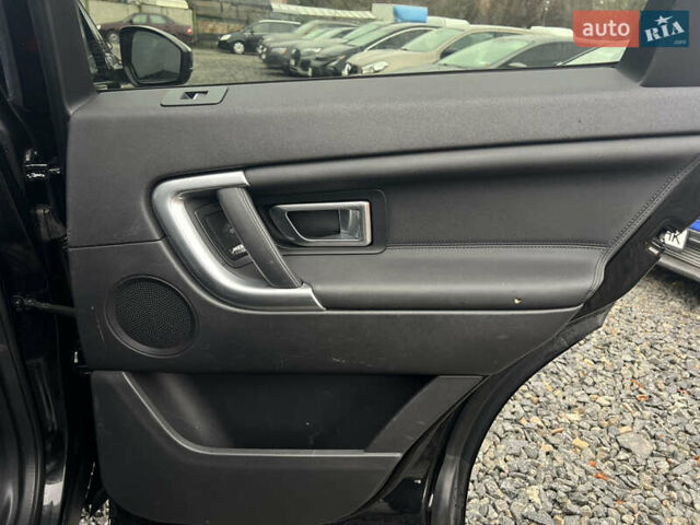 Черный Ленд Ровер Discovery Sport, объемом двигателя 2 л и пробегом 211 тыс. км за 21800 $, фото 35 на Automoto.ua