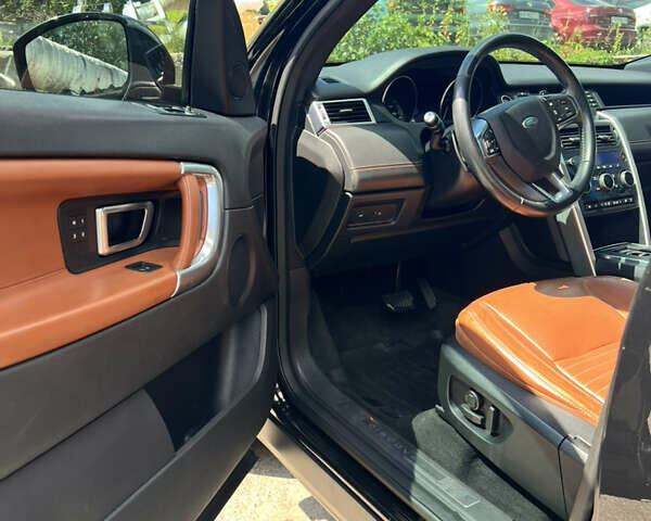 Черный Ленд Ровер Discovery Sport, объемом двигателя 2 л и пробегом 145 тыс. км за 22000 $, фото 5 на Automoto.ua