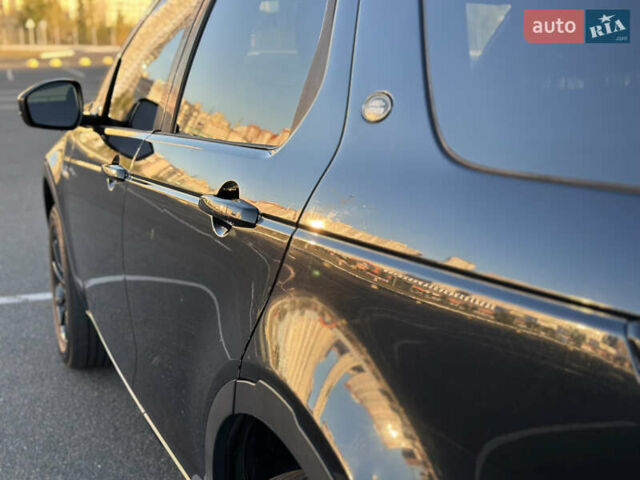 Черный Ленд Ровер Discovery Sport, объемом двигателя 2 л и пробегом 129 тыс. км за 16900 $, фото 18 на Automoto.ua