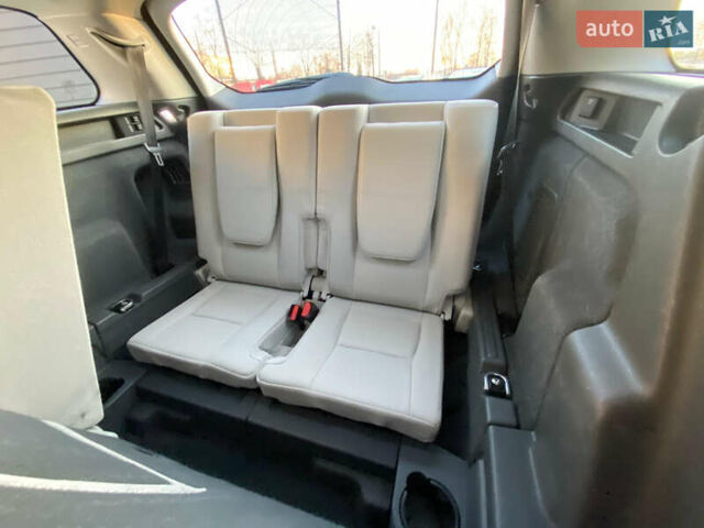 Черный Ленд Ровер Discovery Sport, объемом двигателя 2.2 л и пробегом 220 тыс. км за 17700 $, фото 31 на Automoto.ua