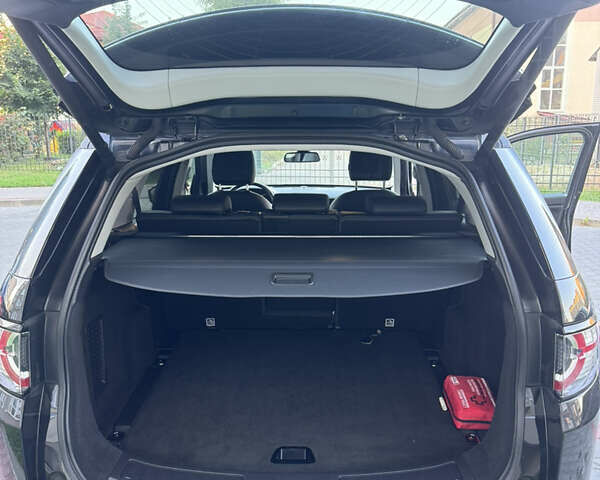 Черный Ленд Ровер Discovery Sport, объемом двигателя 2 л и пробегом 81 тыс. км за 16000 $, фото 6 на Automoto.ua