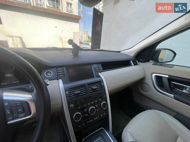 Черный Ленд Ровер Discovery Sport, объемом двигателя 2 л и пробегом 182 тыс. км за 16500 $, фото 1 на Automoto.ua