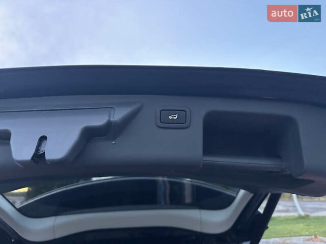 Черный Ленд Ровер Discovery Sport, объемом двигателя 2 л и пробегом 141 тыс. км за 15800 $, фото 38 на Automoto.ua