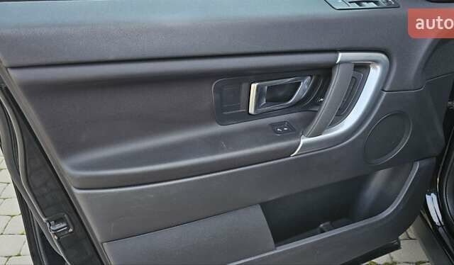 Чорний Ленд Ровер Discovery Sport, об'ємом двигуна 2 л та пробігом 220 тис. км за 18750 $, фото 12 на Automoto.ua