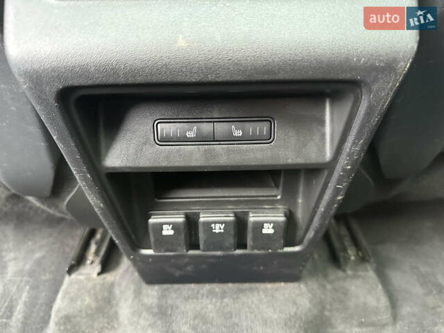 Черный Ленд Ровер Discovery Sport, объемом двигателя 2 л и пробегом 184 тыс. км за 11500 $, фото 18 на Automoto.ua