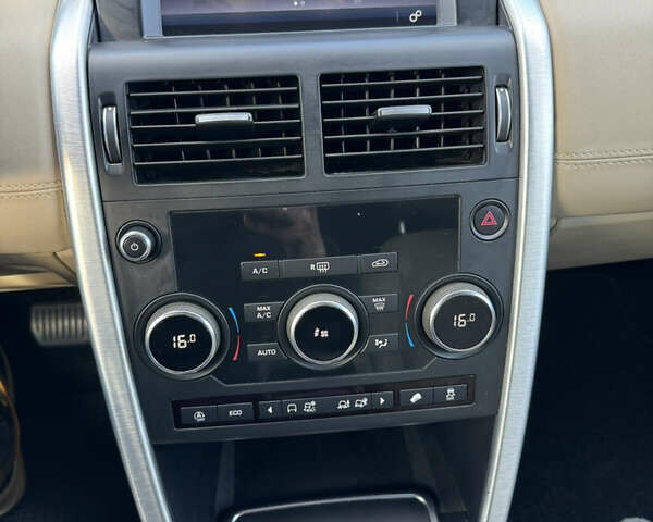 Чорний Ленд Ровер Discovery Sport, об'ємом двигуна 2 л та пробігом 178 тис. км за 19200 $, фото 55 на Automoto.ua