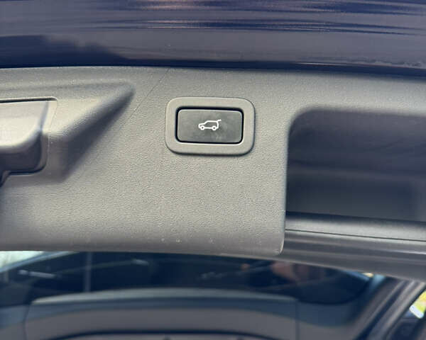 Чорний Ленд Ровер Discovery Sport, об'ємом двигуна 2 л та пробігом 178 тис. км за 19200 $, фото 41 на Automoto.ua