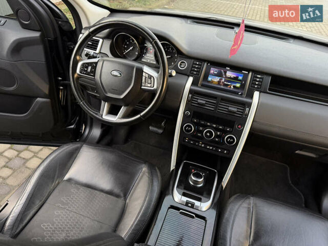 Черный Ленд Ровер Discovery Sport, объемом двигателя 2 л и пробегом 119 тыс. км за 18950 $, фото 58 на Automoto.ua