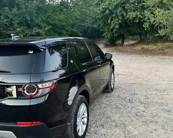 Черный Ленд Ровер Discovery Sport, объемом двигателя 2 л и пробегом 145 тыс. км за 22500 $, фото 7 на Automoto.ua