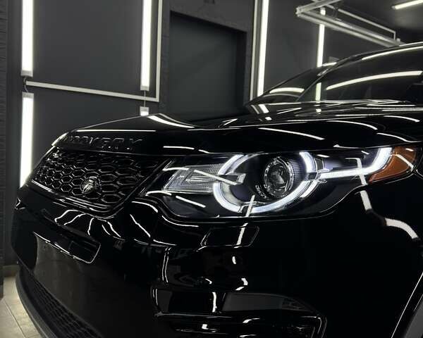 Черный Ленд Ровер Discovery Sport, объемом двигателя 2 л и пробегом 72 тыс. км за 17999 $, фото 10 на Automoto.ua