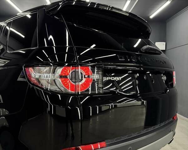 Черный Ленд Ровер Discovery Sport, объемом двигателя 2 л и пробегом 72 тыс. км за 17999 $, фото 18 на Automoto.ua