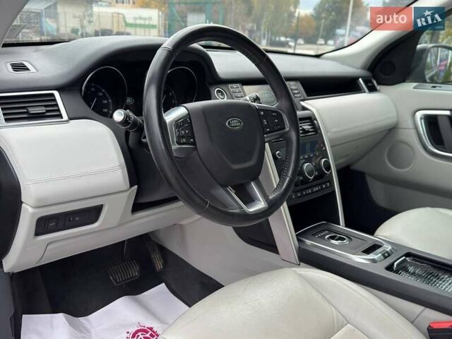 Чорний Ленд Ровер Discovery Sport, об'ємом двигуна 2 л та пробігом 189 тис. км за 17999 $, фото 10 на Automoto.ua