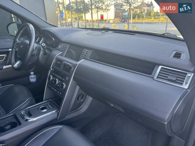 Чорний Ленд Ровер Discovery Sport, об'ємом двигуна 2 л та пробігом 87 тис. км за 21800 $, фото 13 на Automoto.ua