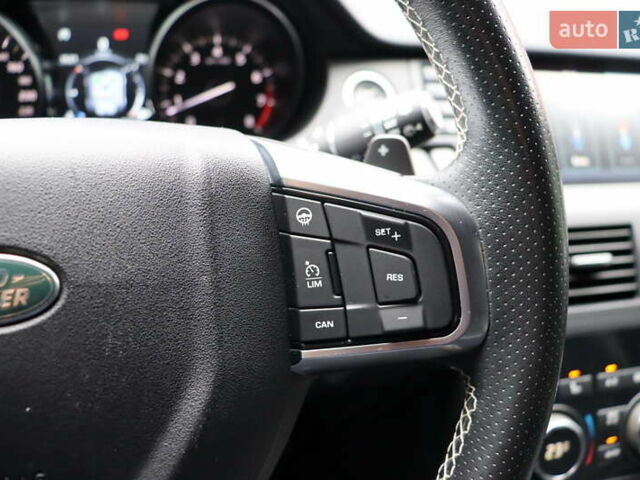 Черный Ленд Ровер Discovery Sport, объемом двигателя 2 л и пробегом 92 тыс. км за 20900 $, фото 21 на Automoto.ua