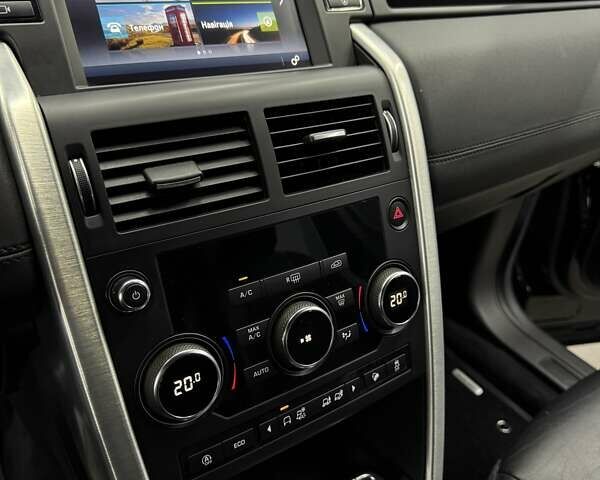 Черный Ленд Ровер Discovery Sport, объемом двигателя 2 л и пробегом 72 тыс. км за 17999 $, фото 38 на Automoto.ua