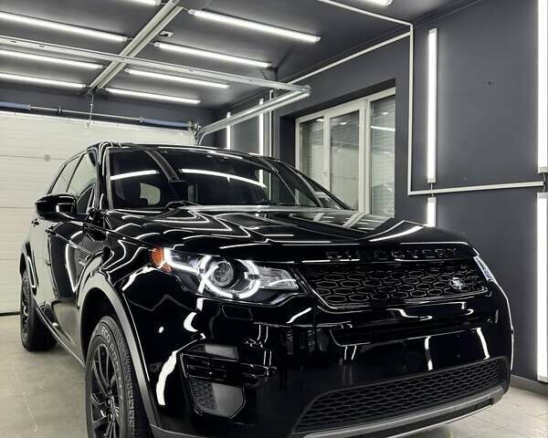 Черный Ленд Ровер Discovery Sport, объемом двигателя 2 л и пробегом 72 тыс. км за 17999 $, фото 1 на Automoto.ua