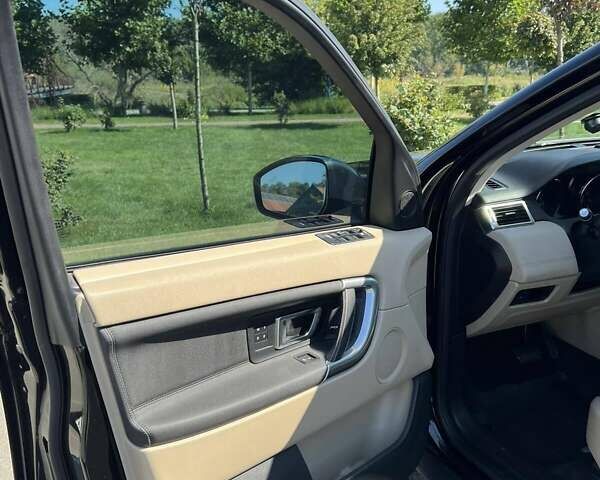 Черный Ленд Ровер Discovery Sport, объемом двигателя 2 л и пробегом 81 тыс. км за 22900 $, фото 26 на Automoto.ua