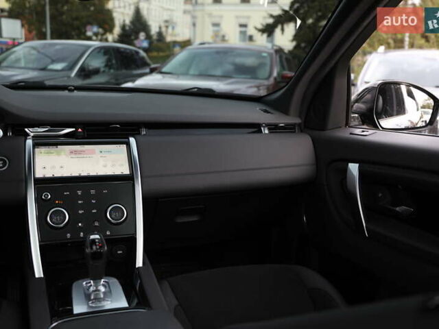 Чорний Ленд Ровер Discovery Sport, об'ємом двигуна 2 л та пробігом 72 тис. км за 27000 $, фото 12 на Automoto.ua