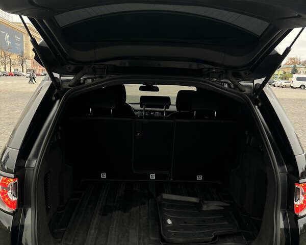 Черный Ленд Ровер Discovery Sport, объемом двигателя 2 л и пробегом 200 тыс. км за 18000 $, фото 15 на Automoto.ua