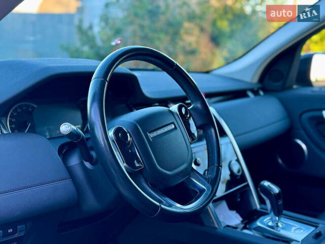 Чорний Ленд Ровер Discovery Sport, об'ємом двигуна 2 л та пробігом 94 тис. км за 28500 $, фото 15 на Automoto.ua