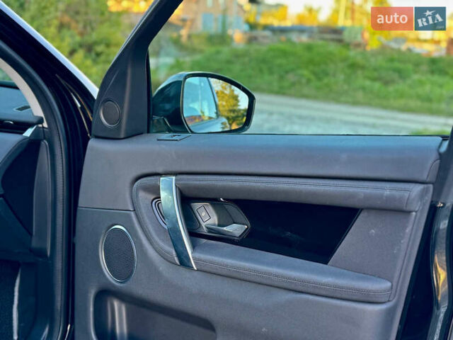 Чорний Ленд Ровер Discovery Sport, об'ємом двигуна 2 л та пробігом 94 тис. км за 28500 $, фото 24 на Automoto.ua