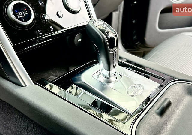 Черный Ленд Ровер Discovery Sport, объемом двигателя 2 л и пробегом 46 тыс. км за 33500 $, фото 26 на Automoto.ua