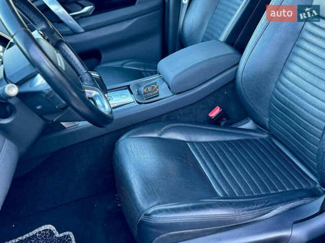 Чорний Ленд Ровер Discovery Sport, об'ємом двигуна 2 л та пробігом 94 тис. км за 28500 $, фото 19 на Automoto.ua