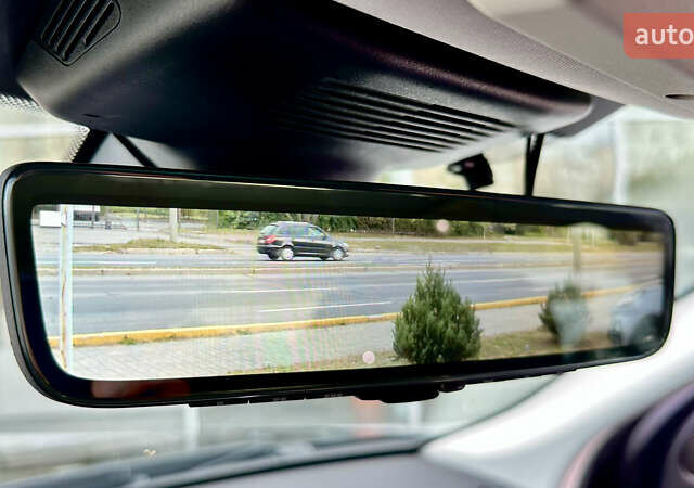 Черный Ленд Ровер Discovery Sport, объемом двигателя 2 л и пробегом 46 тыс. км за 33500 $, фото 24 на Automoto.ua