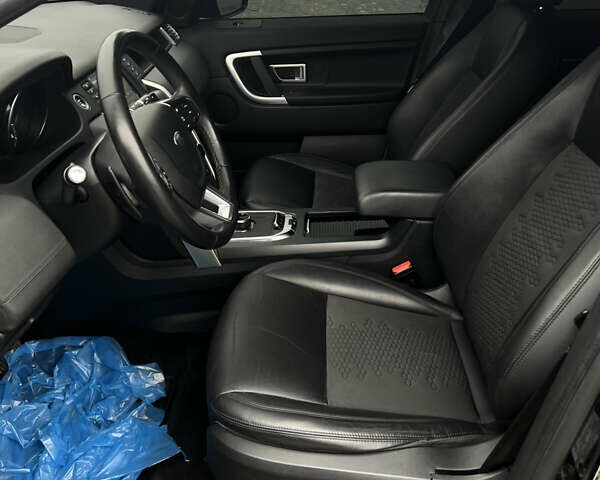 Черный Ленд Ровер Discovery Sport, объемом двигателя 2 л и пробегом 200 тыс. км за 18000 $, фото 8 на Automoto.ua