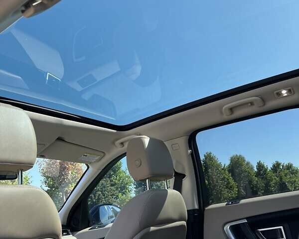 Черный Ленд Ровер Discovery Sport, объемом двигателя 2 л и пробегом 81 тыс. км за 22900 $, фото 14 на Automoto.ua