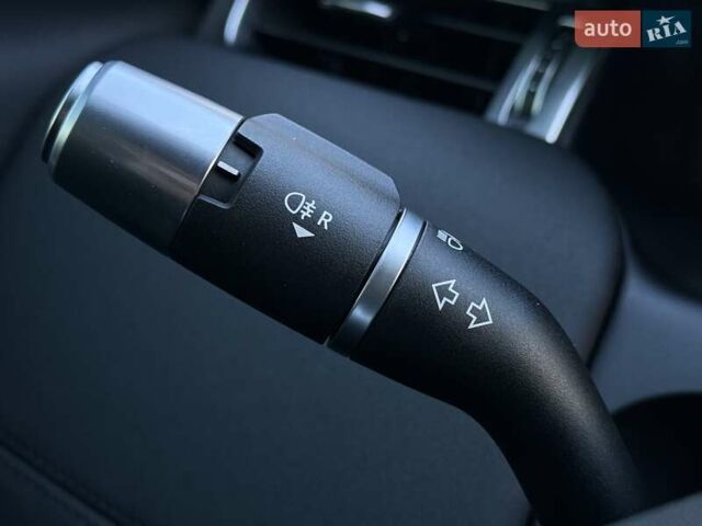 Черный Ленд Ровер Discovery Sport, объемом двигателя 2 л и пробегом 156 тыс. км за 20799 $, фото 29 на Automoto.ua