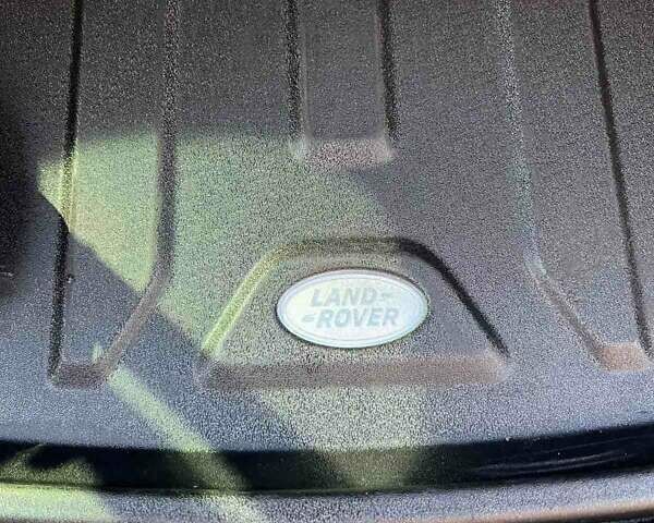 Черный Ленд Ровер Discovery Sport, объемом двигателя 2 л и пробегом 81 тыс. км за 22900 $, фото 7 на Automoto.ua