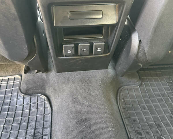 Черный Ленд Ровер Discovery Sport, объемом двигателя 2 л и пробегом 81 тыс. км за 20990 $, фото 16 на Automoto.ua