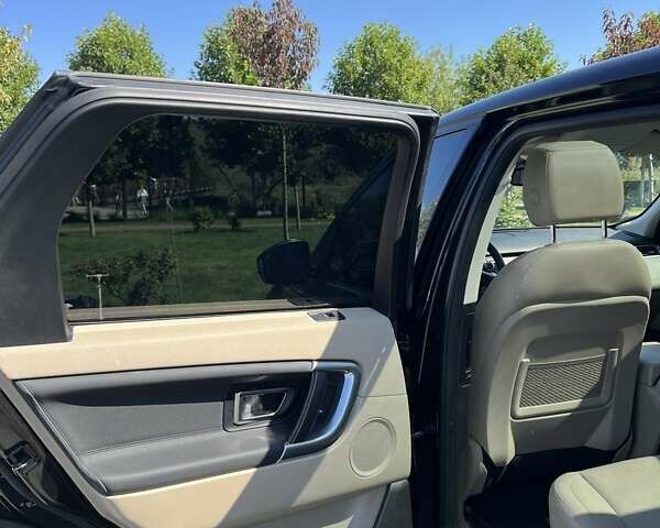 Черный Ленд Ровер Discovery Sport, объемом двигателя 2 л и пробегом 81 тыс. км за 22900 $, фото 29 на Automoto.ua