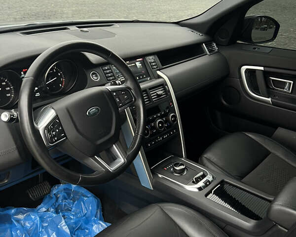 Черный Ленд Ровер Discovery Sport, объемом двигателя 2 л и пробегом 200 тыс. км за 18000 $, фото 17 на Automoto.ua