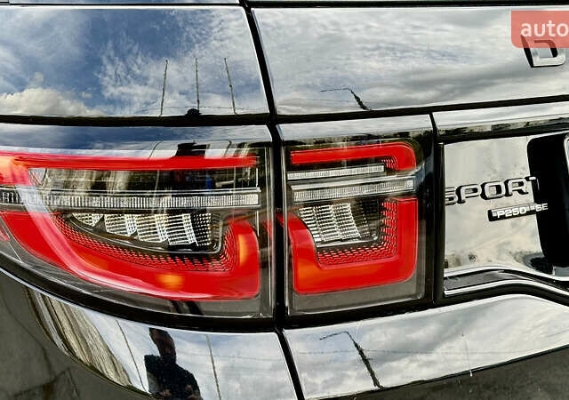 Черный Ленд Ровер Discovery Sport, объемом двигателя 2 л и пробегом 46 тыс. км за 33500 $, фото 5 на Automoto.ua