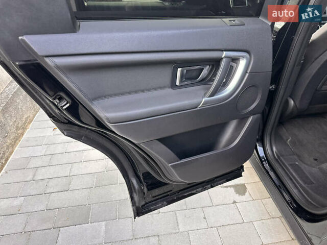 Черный Ленд Ровер Discovery Sport, объемом двигателя 2 л и пробегом 110 тыс. км за 21900 $, фото 19 на Automoto.ua
